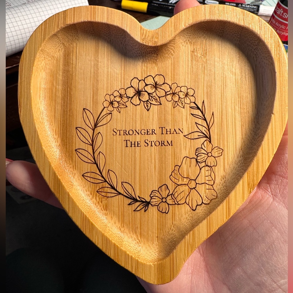 Customized Handmade Heart-Shaped Wooden Trinket/Jewelry Tray  NEW - Picture 4 of 8